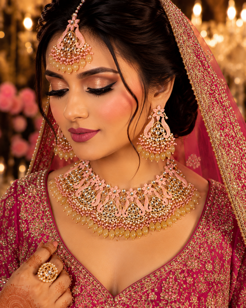 Peach colour Beautiful meenakari work with Kundan Stones necklace set(slight variation in color and design is possible)