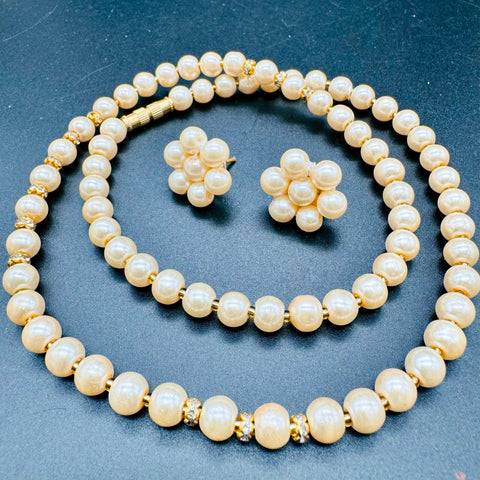 Beautiful pearls with stone beaded necklace with small studs