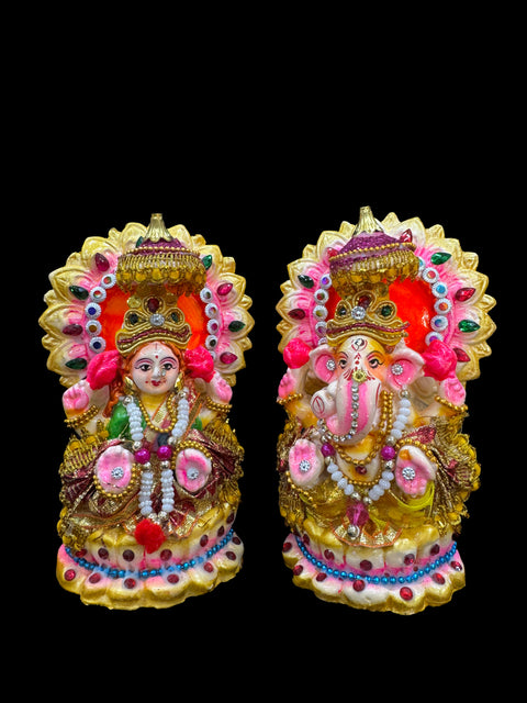 Beautiful Lakshmi Ji & Ganesh Ji Statue (Murti) slight variation in color and design is possible (13-16cm height appx)