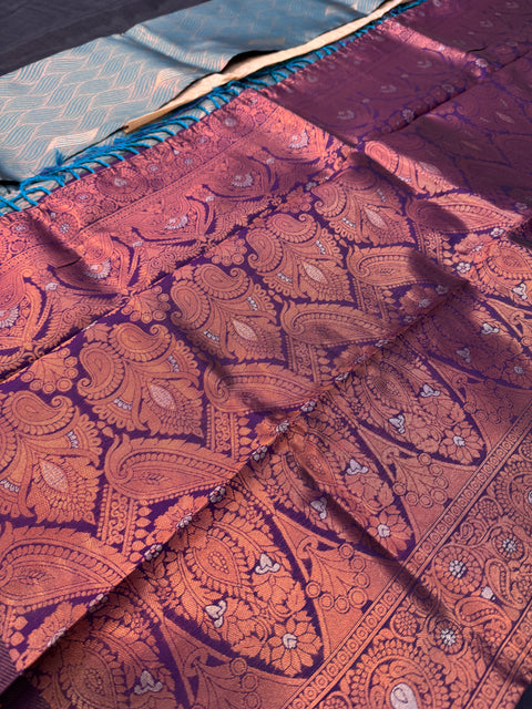 Soft Silk Saree with contrast beautiful pallu and blouse