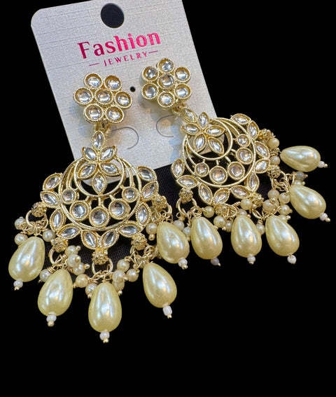 Beautiful pearls with kundan work earrings