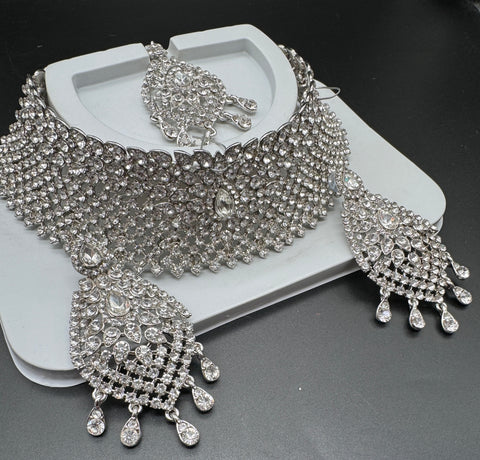Silver Jerkan Stone Beautiful Necklace Set