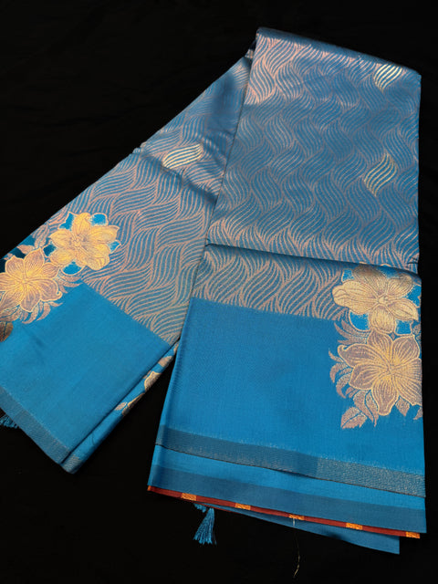 Soft Silk Saree with contrast beautiful pallu and blouse