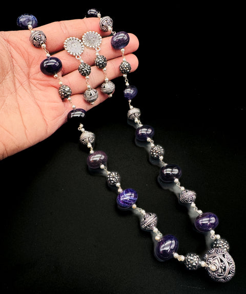 The unique colorful gems with beaded stones design Beautiful work oxidised Necklace with earrings