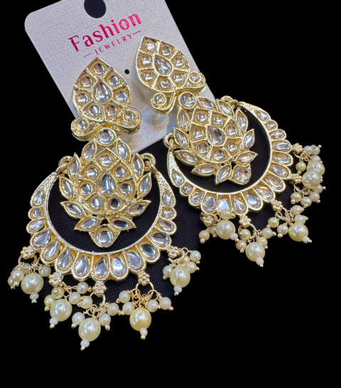 Beautiful pearls with kundan work earrings