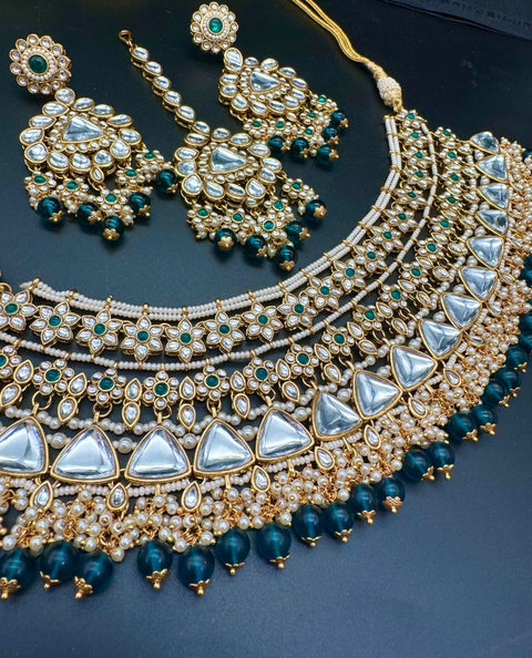 (Video clip attached) Kundan stone with pearls beaded work beautiful bridal/semi bridal necklace with earrings and tikka set