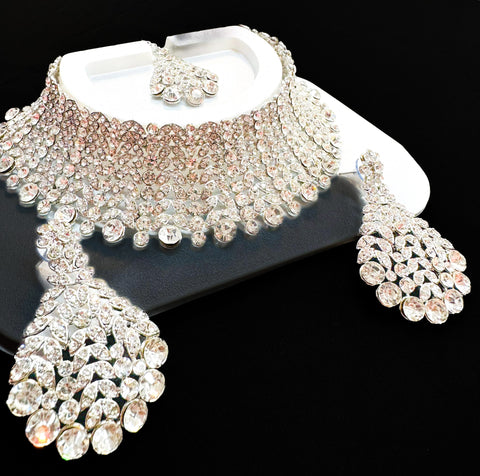 Silver Jerkan Stone Beautiful Necklace Set