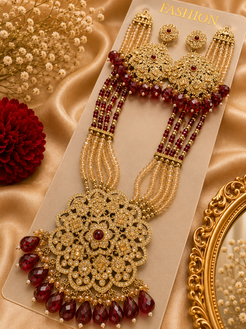 Crystal pearls with fine golden Jerkan stone With Pearls Beaded Necklace Set With Beautiful Earrings(slight variation on color & design is possible)