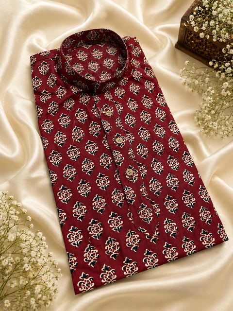 Pure cotton based Men’s Printed kurti (sizes mentioned in inches ,not according to the label on Kurti)size 44 kurti- Length 40 inches and size 46-length 42 inches ) Kurti only. Pants not included.