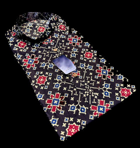Pure cotton based Men’s Printed kurti (sizes mentioned in inches ,not according to the label on Kurti) size 46 kurti- Length 40 inches and size 48 -length 42 inches )