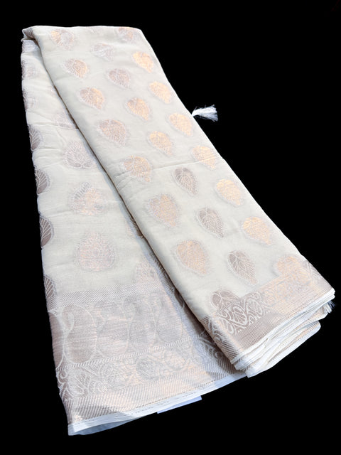 Pure chiffon based Beautiful zari work Banarasi look Saree