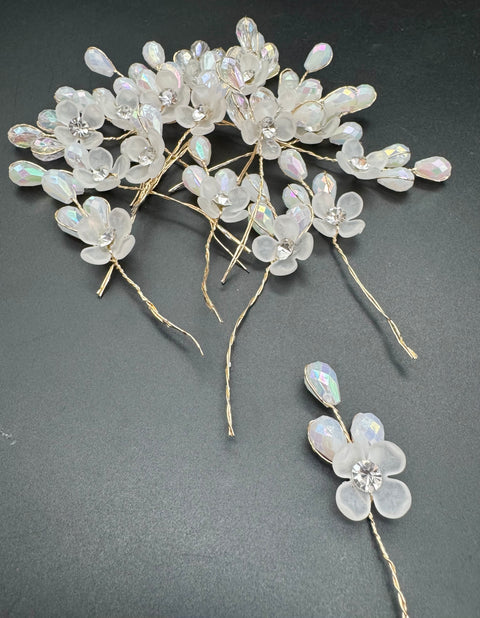 Pack of Beautiful pearls flower hair jura Pin (20 in each pack) Price per pack