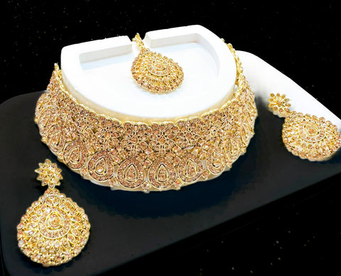 Golden Jerkan Stone Beautiful Necklace Set