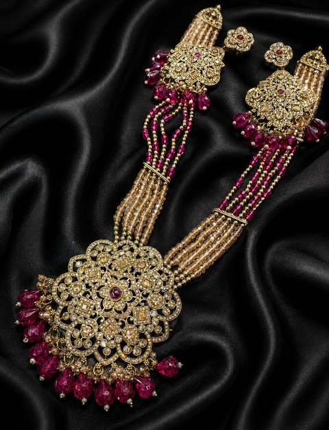 Crystal pearls with fine golden Jerkan stone With Pearls Beaded Necklace Set With Beautiful Earrings (slight variation on color & design is possible)