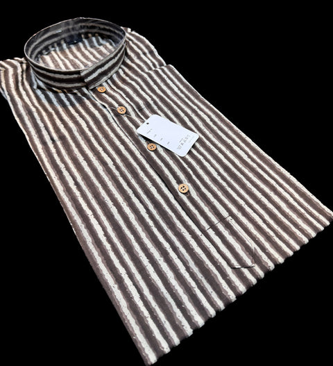 Pure cotton based Men’s Printed kurti (sizes mentioned in inches ,not according to the label on Kurti)size 42 kurti- Length 38inches )