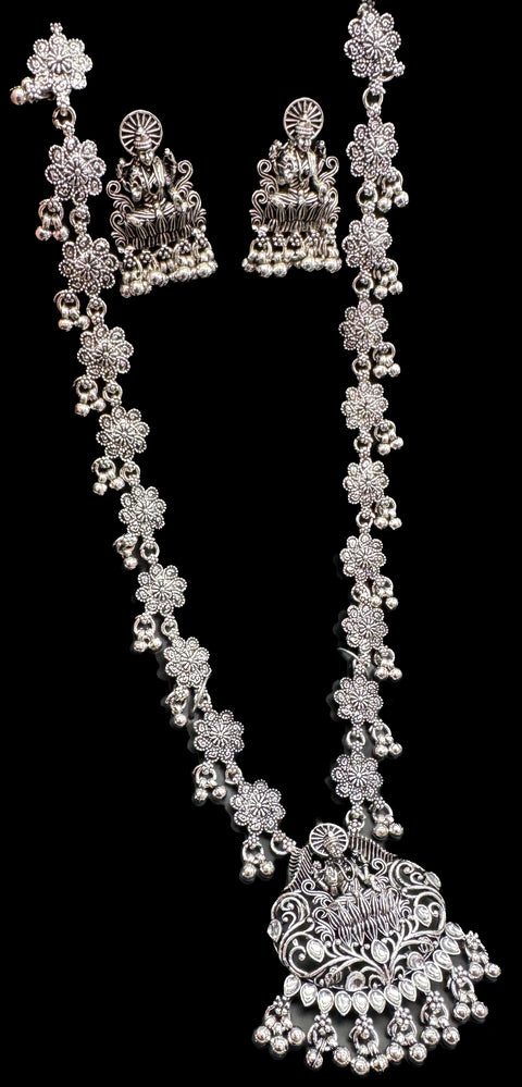 Lakshmi Ji statue work Beautiful oxidised Necklace with earrings