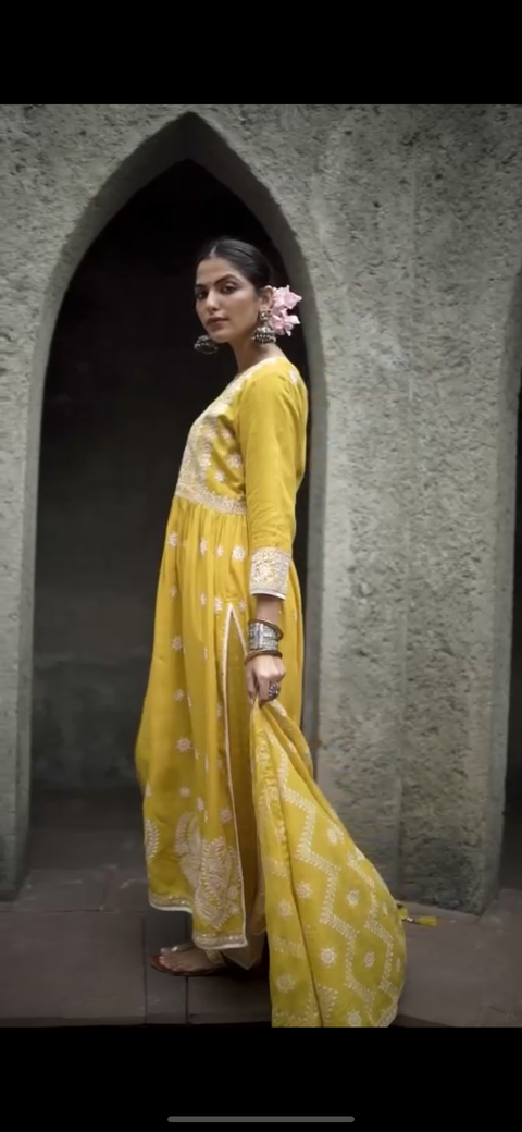 Pure & Soft Rayon Based Designer Lakhnavi Embroidered Kurti With Plazo Pants & Dupatta(Clip Attached to watch the design)
