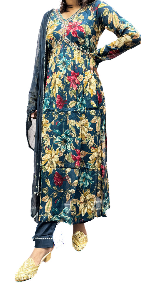 Pure chinnon georgette based Printed with embroidery work & Mirror work designer Kurti with Plazo Pants & beautiful Dupatta
