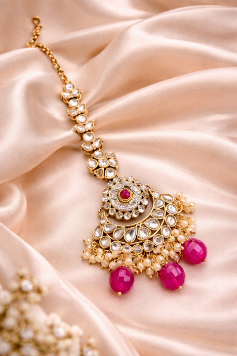 Kundan stone with pearls beautiful tikka