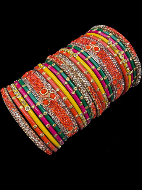 Multicoloured Glass bangles with golden brass bangles set (displayed picture is for both hands set) price is for whole set displayed in picture)