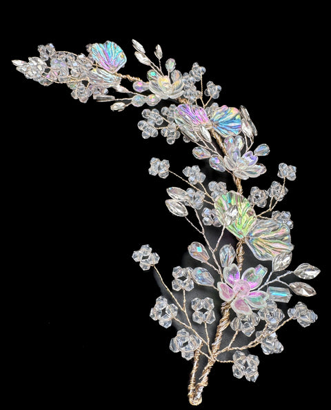 Very shiny and sparkly crystals with pearls hair accessories for styling hair (perfect for curls or hair bun style) easy to use