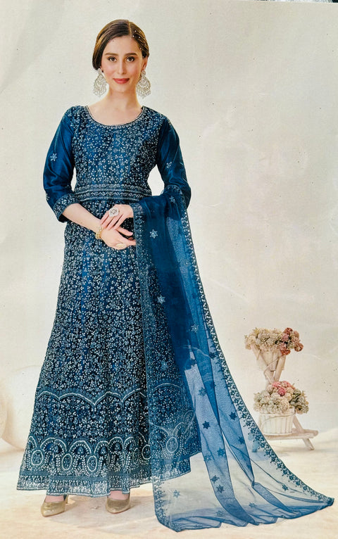 Full of stones work netting based heavy embroidery work kameez & and betting based stone work with embroidery border work Dupatta