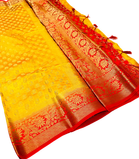 Art Silk Based beautiful design Saree with contrast Pallu & Blouse