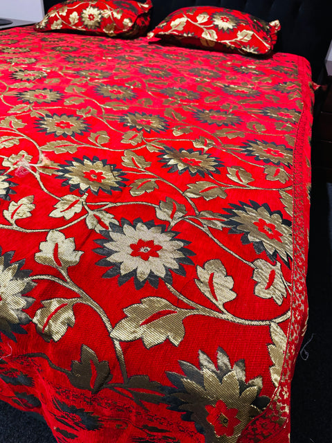 Roses Print Velvet golden zari Work Bed Sheet (275cm x 265cm)king size King Size Bedsheet With Double Pillow Cover