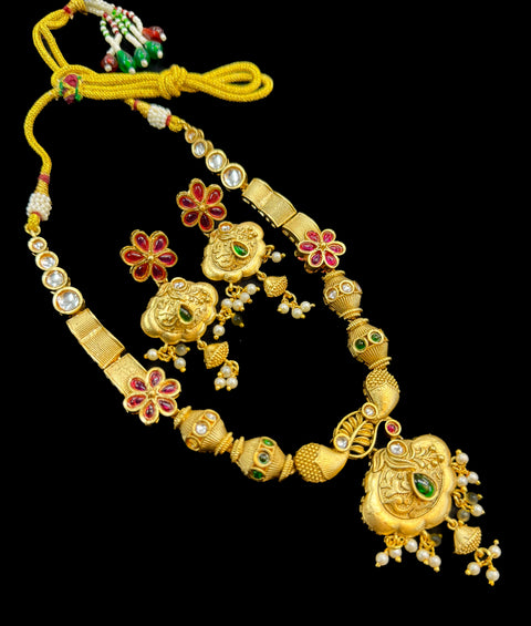 Mat look antique gold traditional necklace set with pearls and kundan work