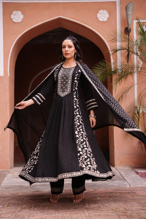 Pure & Soft Rayon Based Designer Embroidered & Mirror Work chikankari Kurti With Plazo Pants & Dupatta(Video Clip attached)