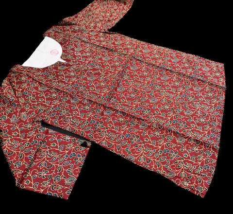 Pure Cotton based Printed short Kurti for girls /Ladies (Size 38 - length 28 inches, Size 42 ,46, 48 length -31 inches)sleeves 17 inch