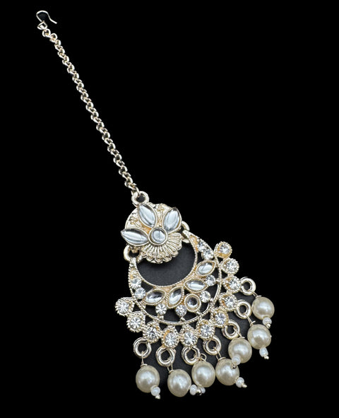 Lite gold color kundan with pearl work beautiful tikka