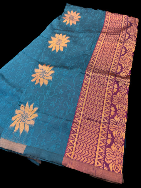 Soft Silk Saree with contrast beautiful pallu and blouse