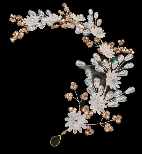 Very shiny and sparkly white crystals with pearls hair accessories for engagement bride