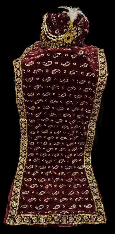 Dark Maroon colour velvet based golden printed Dulha Pagdi With dupatta set