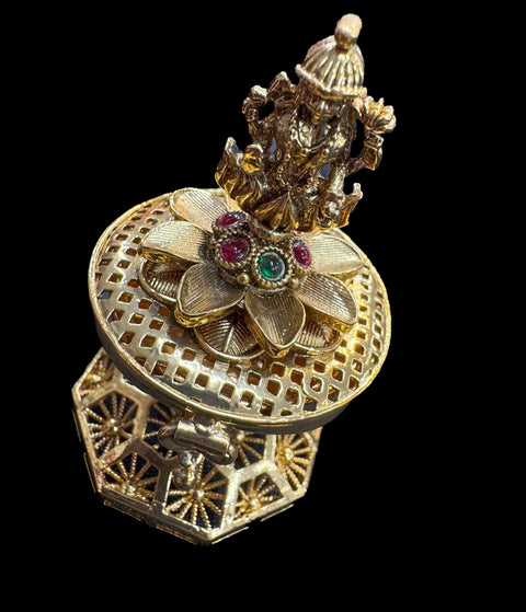 Lakshmi Ji Murti Imitation Sindoor Daani (Heavy metal good quality