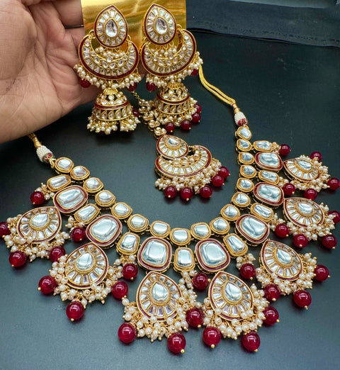 (Video clip attached) Kundan stone with pearls beaded work beautiful bridal/semi bridal necklace with earrings and tikka set