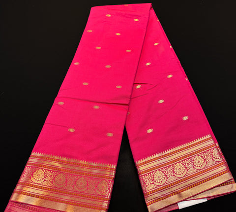 Beautiful Soft Silk Saree With Zari Border And Plain Blouse