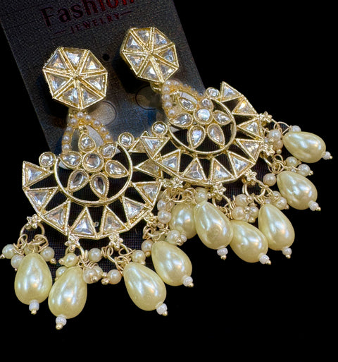 Beautiful pearls with kundan work earrings