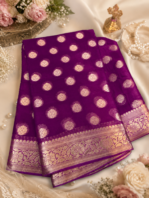Very Soft Pure georgette chiffon based Beautiful zari work Banarasi look Saree(Blouse Shown Is For Reference Only. The Blouse Piece Is Included With The Saree As Unstitched Fabric)(slight variation in color and design is possible )