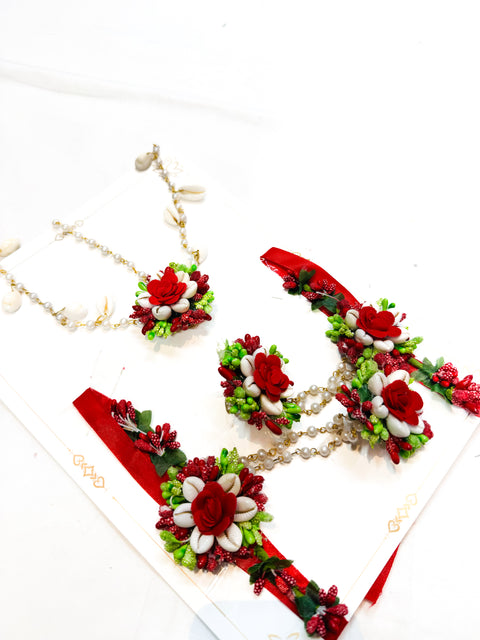 Beautiful Floral jewellery for Haldi/Mehndi (Necklace, earrings,Matha Patti , hand accessories)