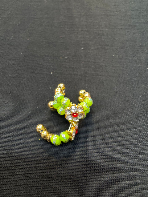 Pair of Elegant adjustable Laddu Gopal bangles, designed to fit all idol sizes comfortably while adding a divine charm. ✨Lightweight and beautifully crafted, perfect for enhancing your Bal Gopal ji’s graceful look
