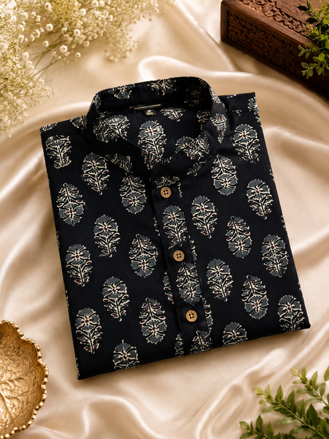Pure cotton based Men’s Printed kurti (sizes mentioned in inches ,not according to the label on Kurti)size 44 kurti- Length 40 inches and size 46-length 42 inches ) Kurti only. Pants not included.