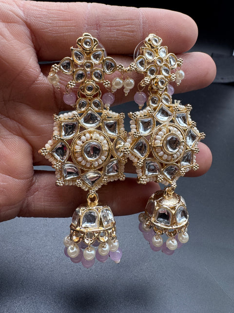 Beautiful Kundan & Pearls work jhumka (very lite weight)