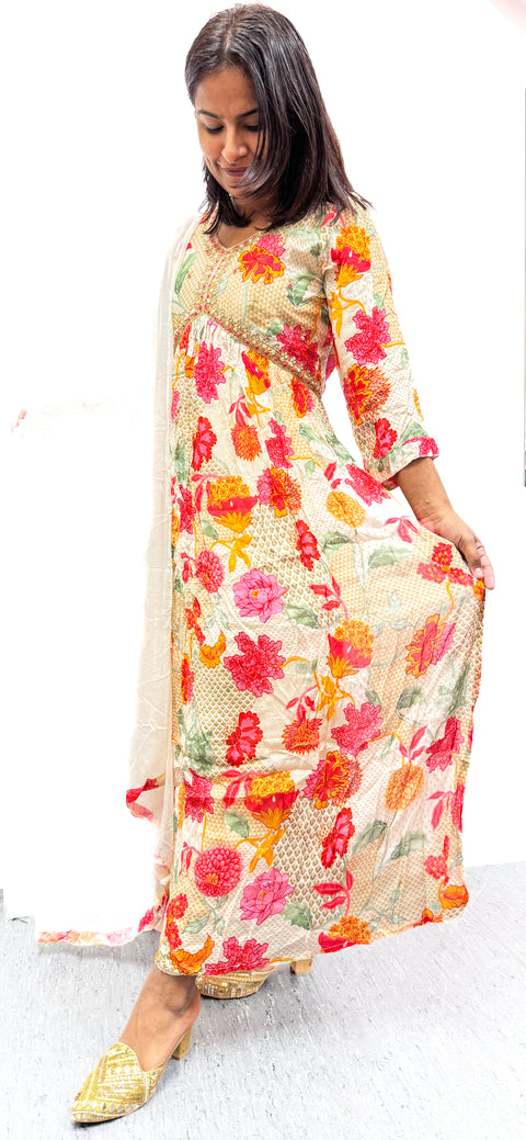 Pure chinnon georgette based Printed with embroidery work & Mirror work designer Kurti with Plazo Pants & beautiful Dupatta