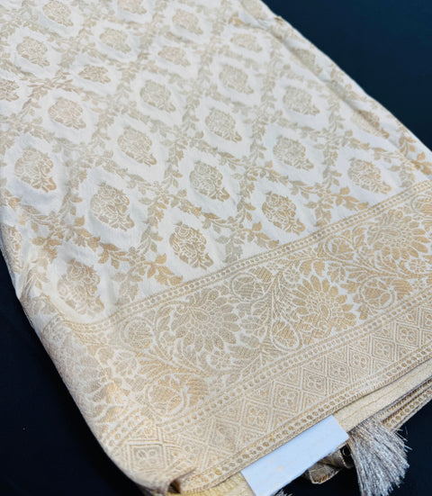 Pure And soft Banarasi Silk dupatta with Zari work