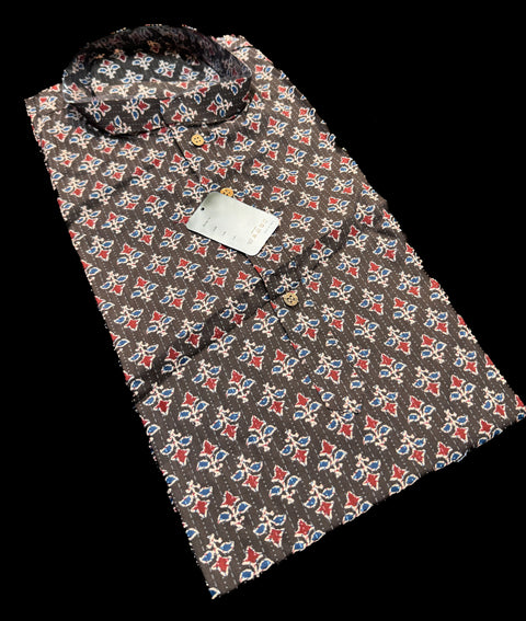 Pure cotton based Men’s Printed kurti (sizes mentioned in inches ,not according to the label on Kurti)size 46 kurti- Length 40 inches and size 48 -length 42 inches )