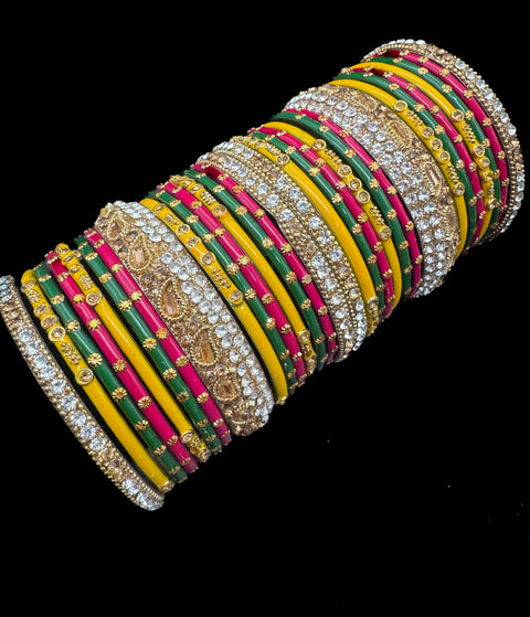 Multicoloured Glass bangles with golden brass bangles set (displayed picture is for both hands set) price is for whole set displayed in picture)