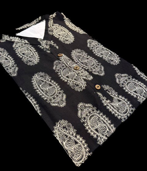 Pure Cotton based Printed short Kurti for girls /Ladies (Size 38 - length 28 inches, Size 42 ,46, 48 length -31 inches)sleeves 17 inch