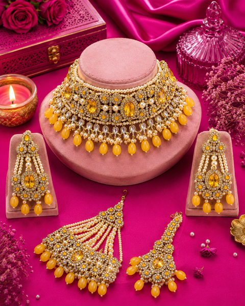 Mustard with golden stones with jerkan stones & moti work beautiful necklace set with pasa (slight variation in color and design is possible)